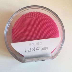SOLD💕 LUNA Play Foreo Facial Cleansing